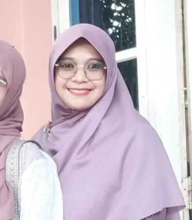 A. Nita Putri Sukyndar, S.Pd.