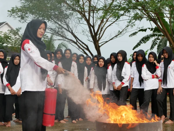 PMR SMK Yasmida Ambarawa Berkolaborasi dengan BPBD Kabupaten Pringsewu Gelar Sosialisasi Mitigasi Bencana
