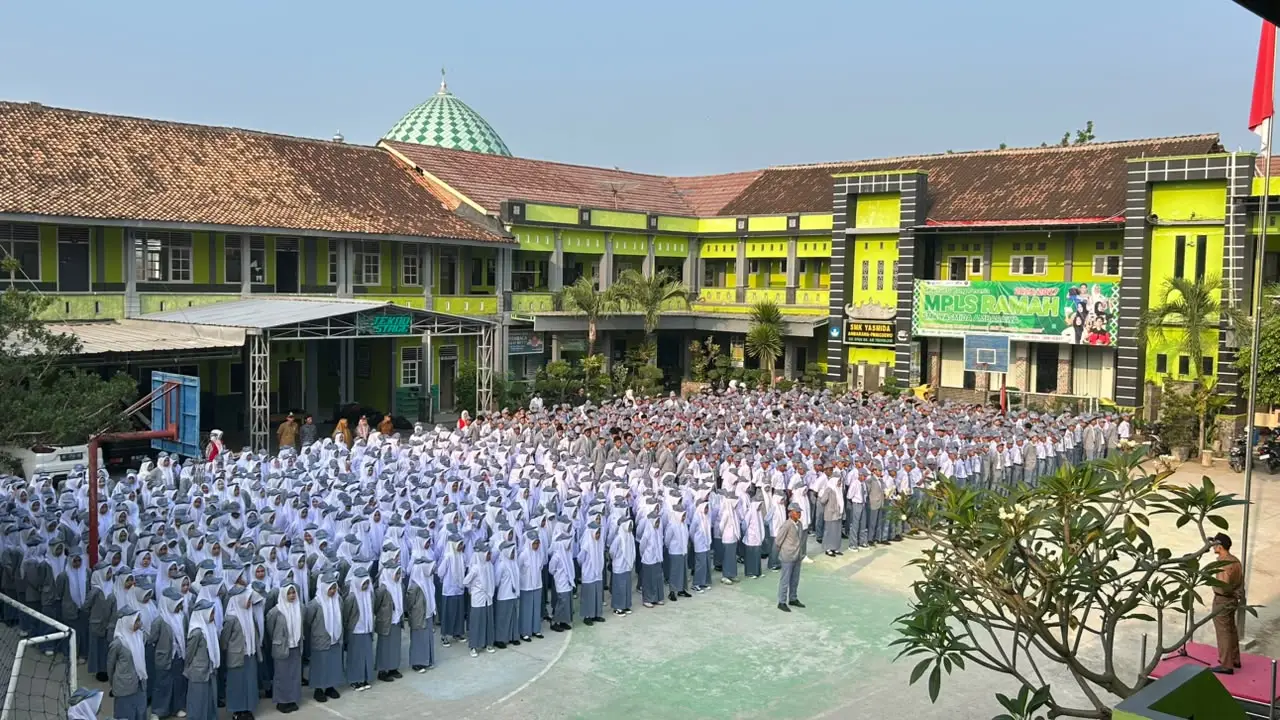 Upacara SMK Yasmida
